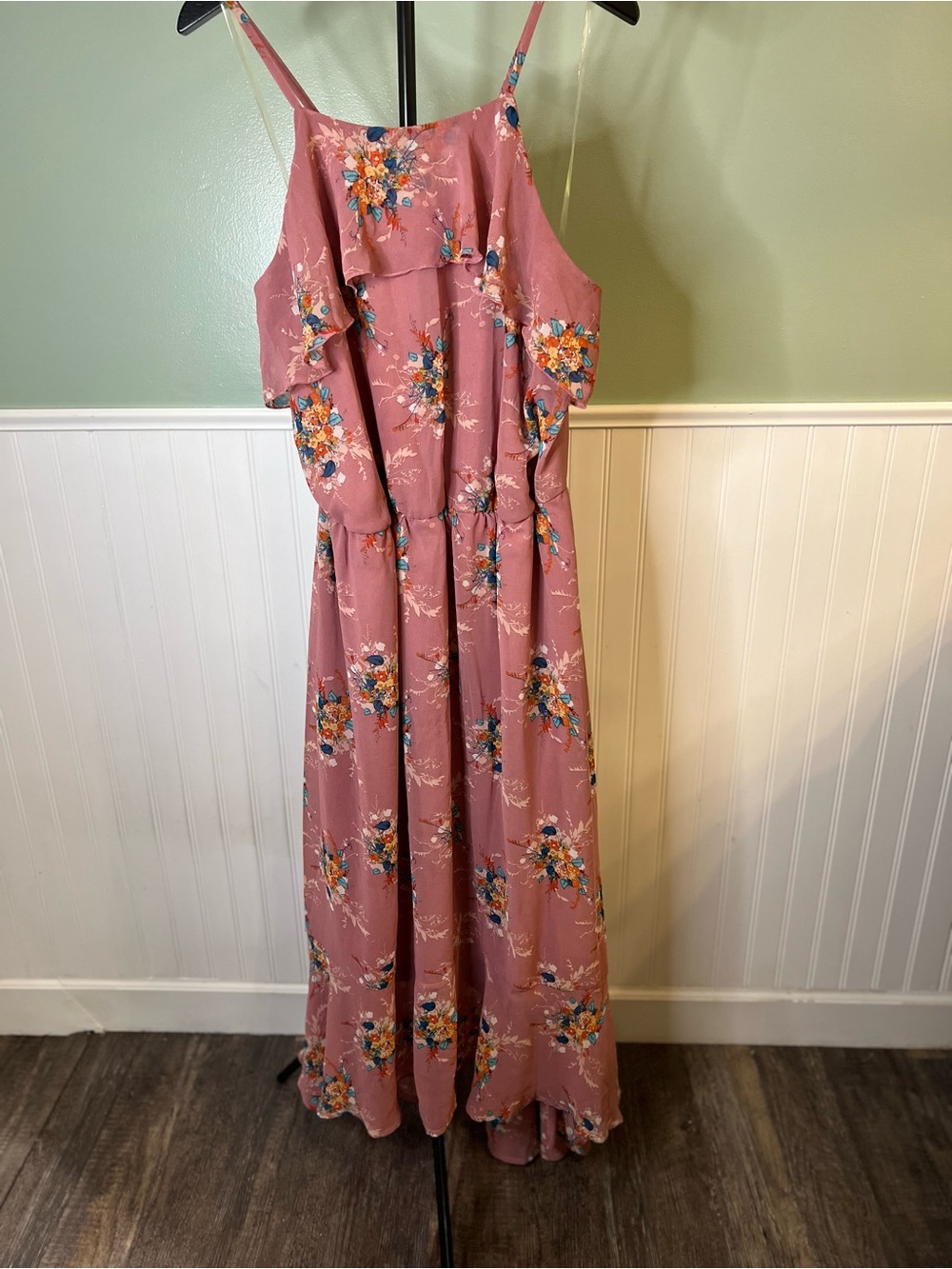 Vintage As U Wish Dusty Rose Floral Ruffle Hi-Low Maxi Dress. Size 2X